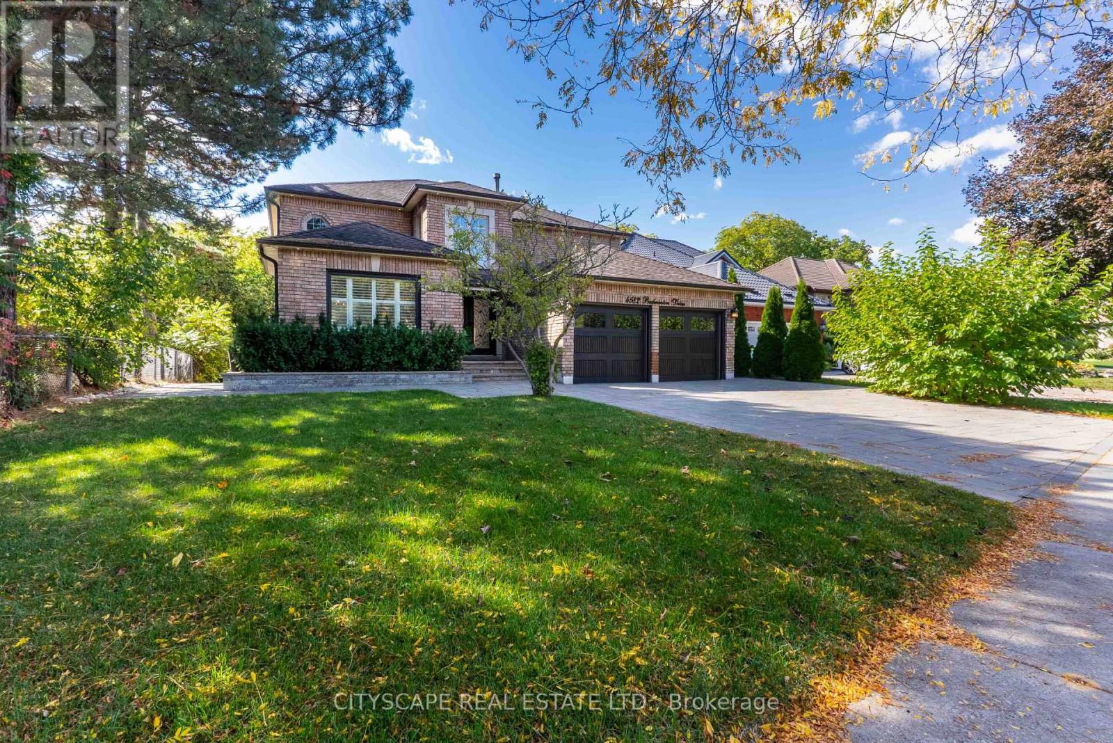 4582 Badminton Drive Property Photo 1