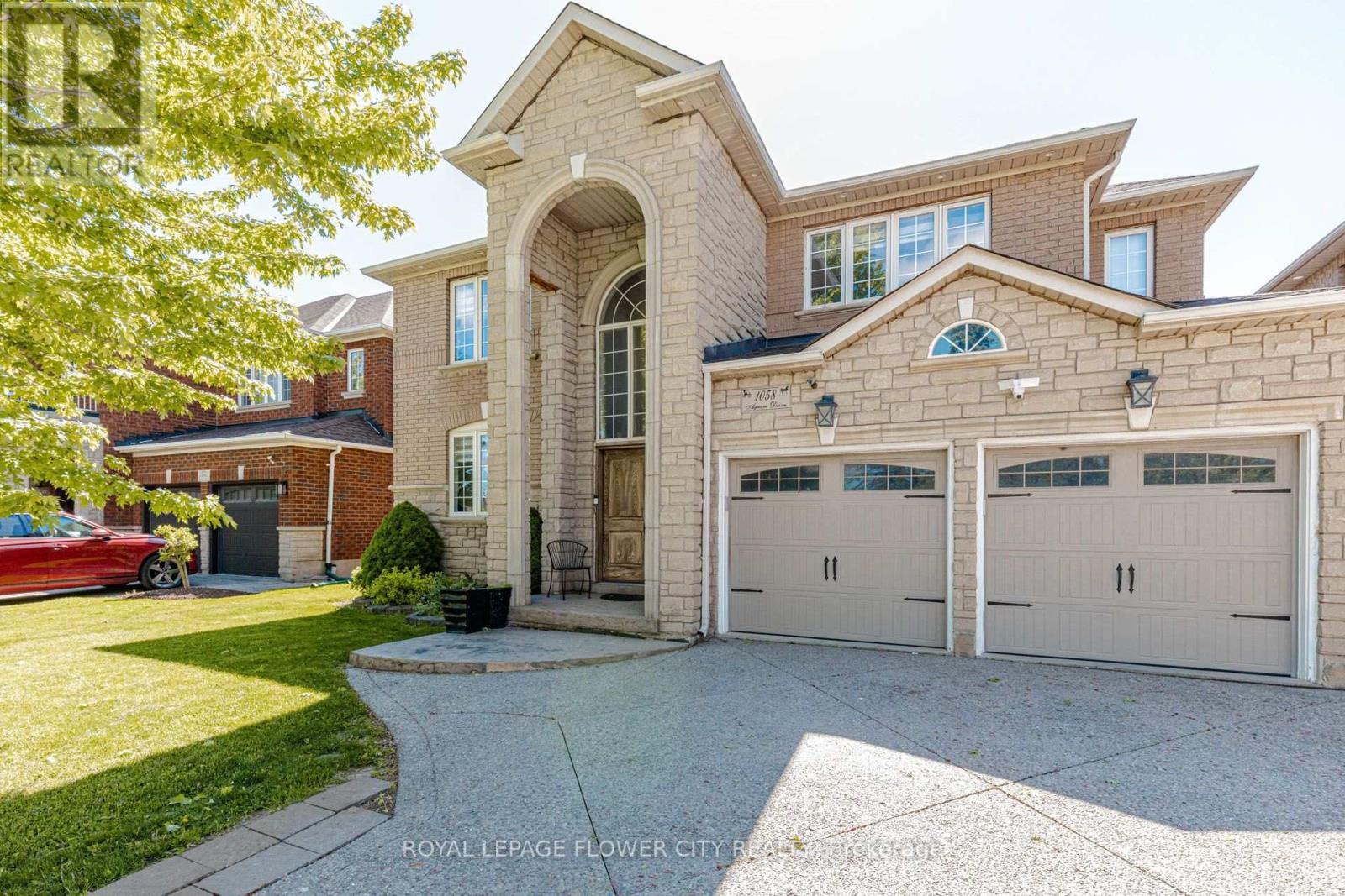 1058 Agram Drive Property Photo 2