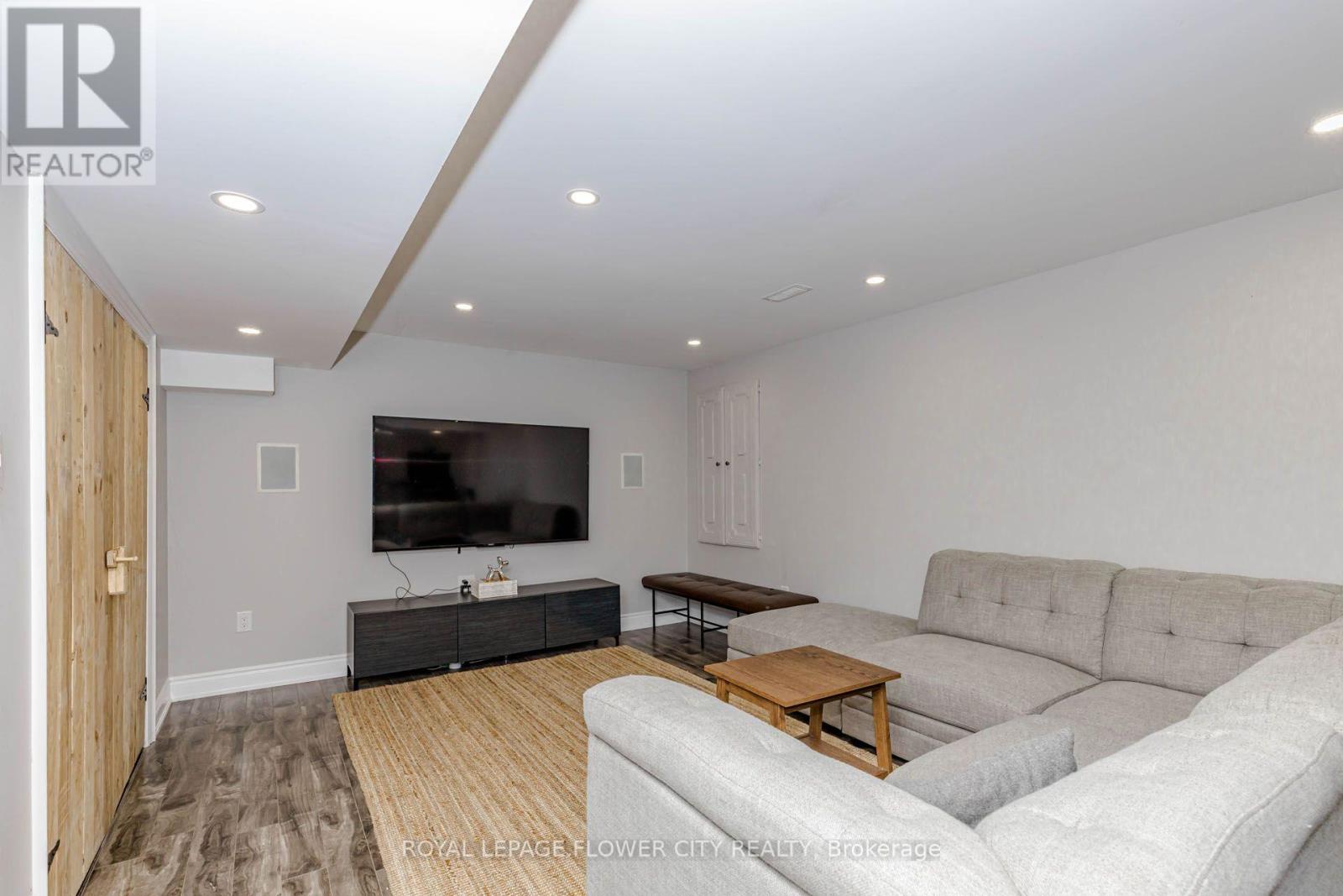 1058 Agram Drive Property Photo 41