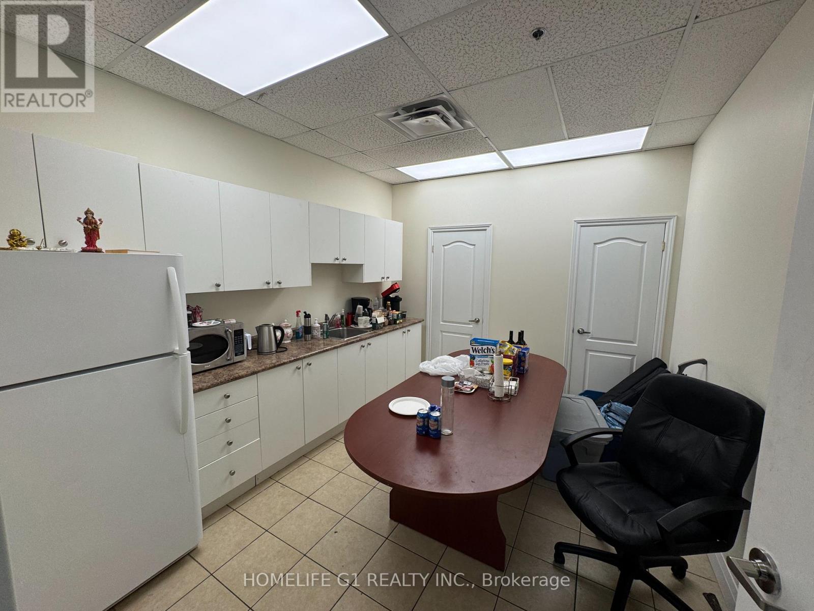 5 - 100 Exchange Drive Property Photo 2