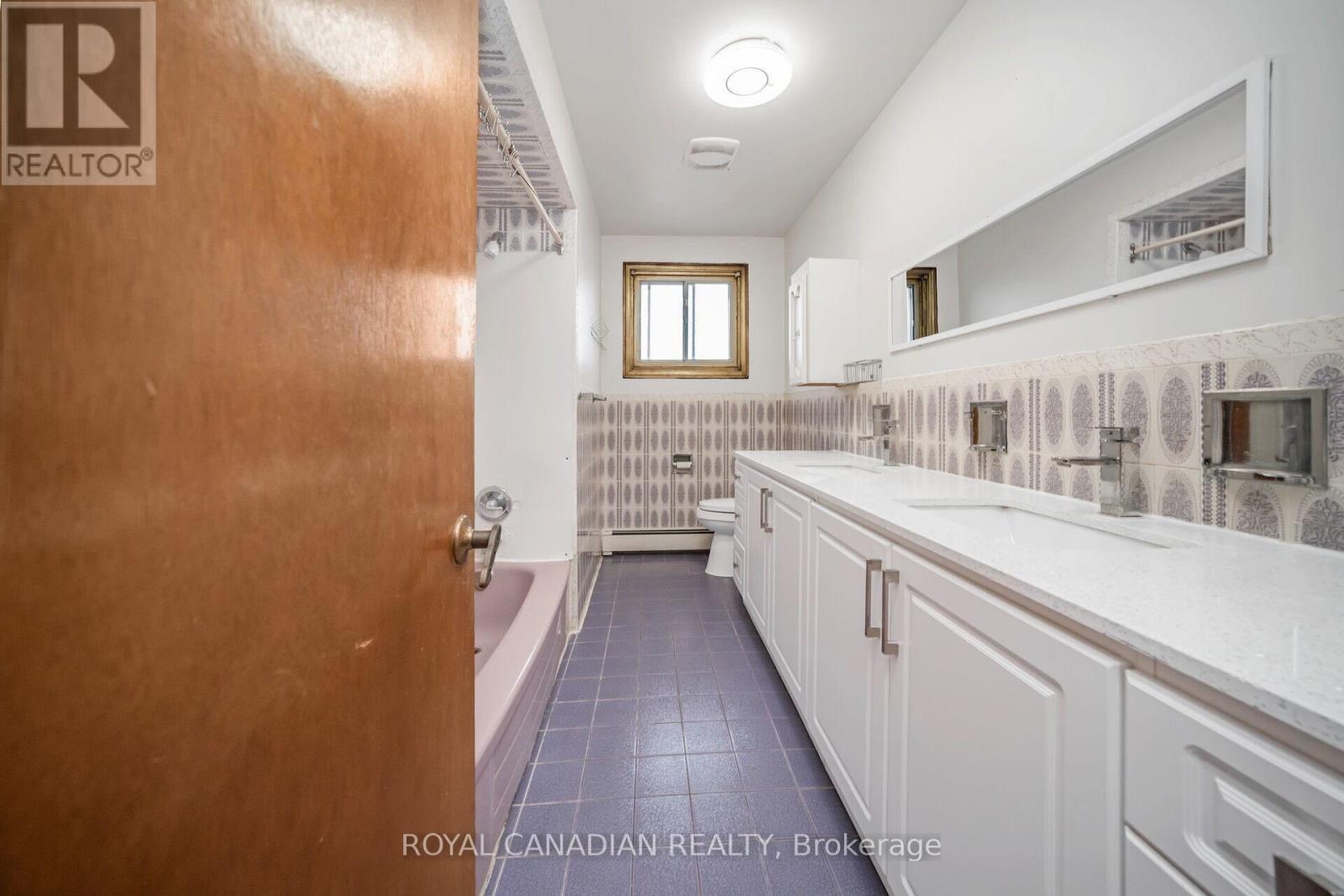 13669 Humber Station Road Property Photo 33