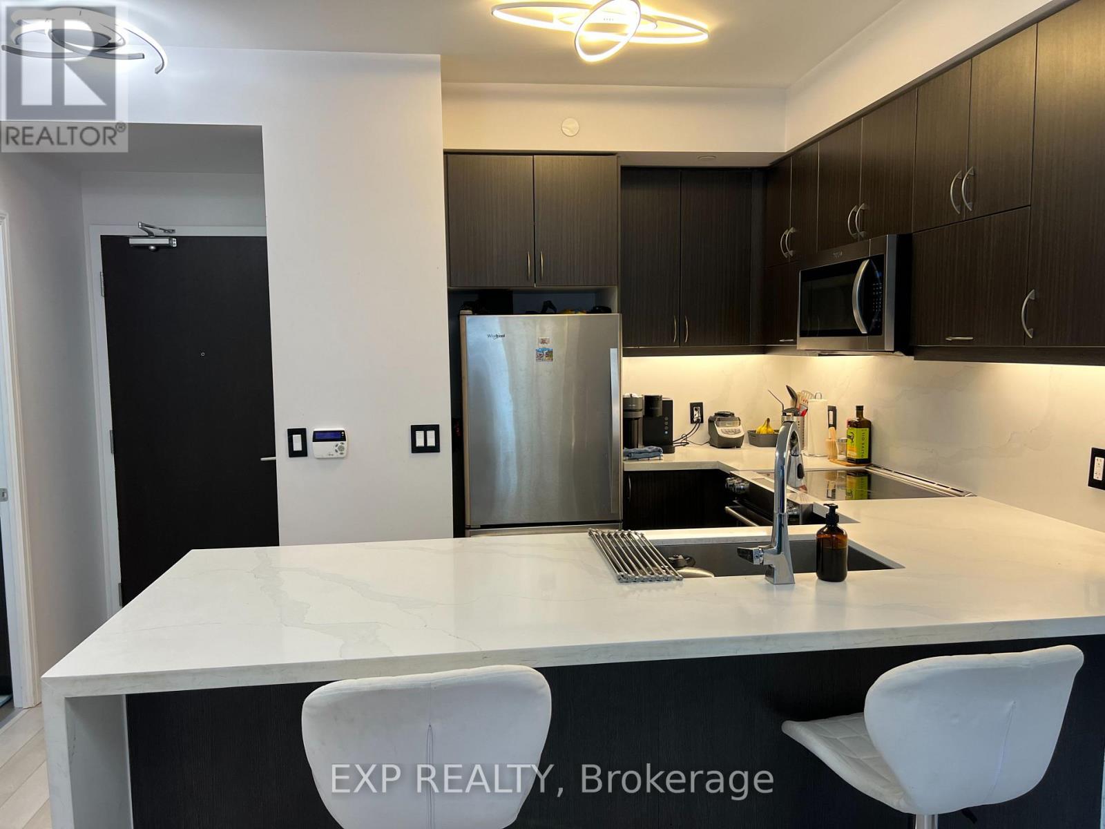602 - 39 Annie Craig Drive Property Photo 5