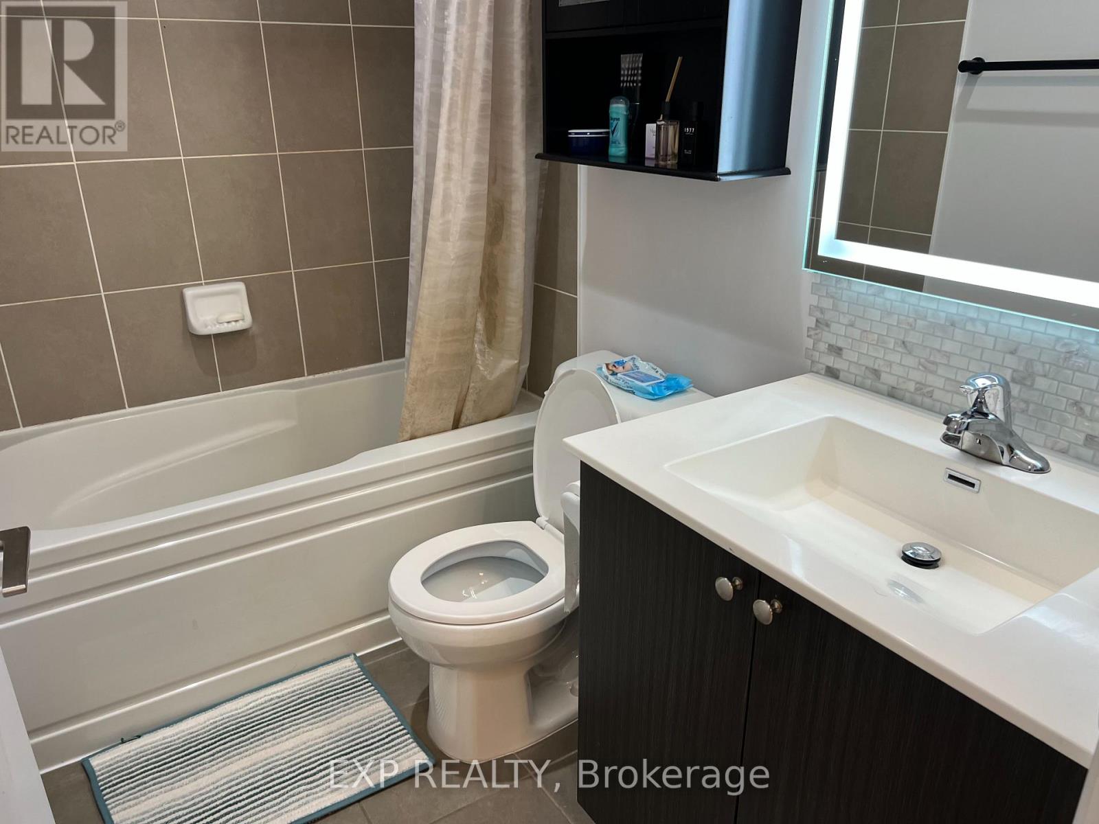 602 - 39 Annie Craig Drive Property Photo 22