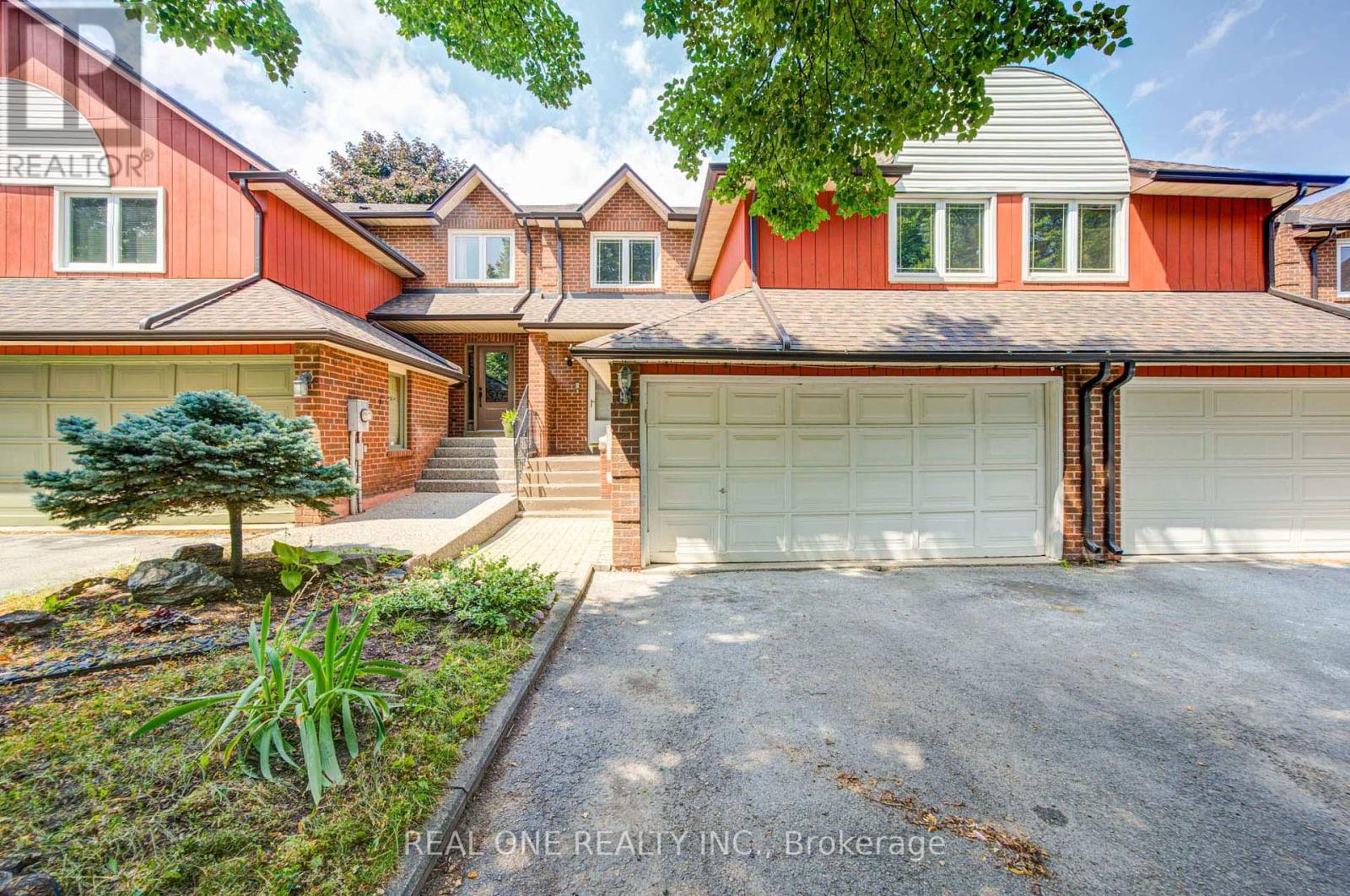 2593 ADDINGHAM CRESCENT Property Photo 1