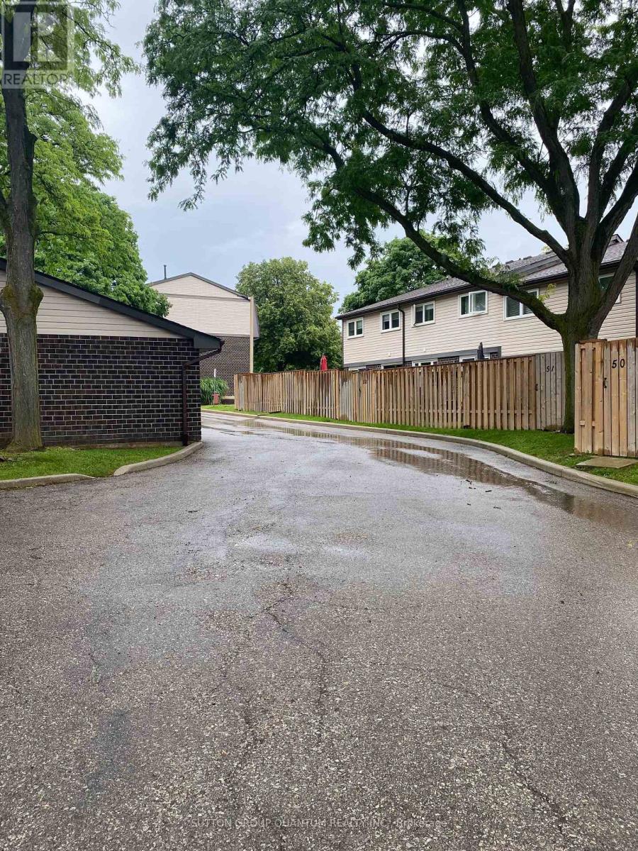 58 - 318 Laurier Avenue Property Photo 5