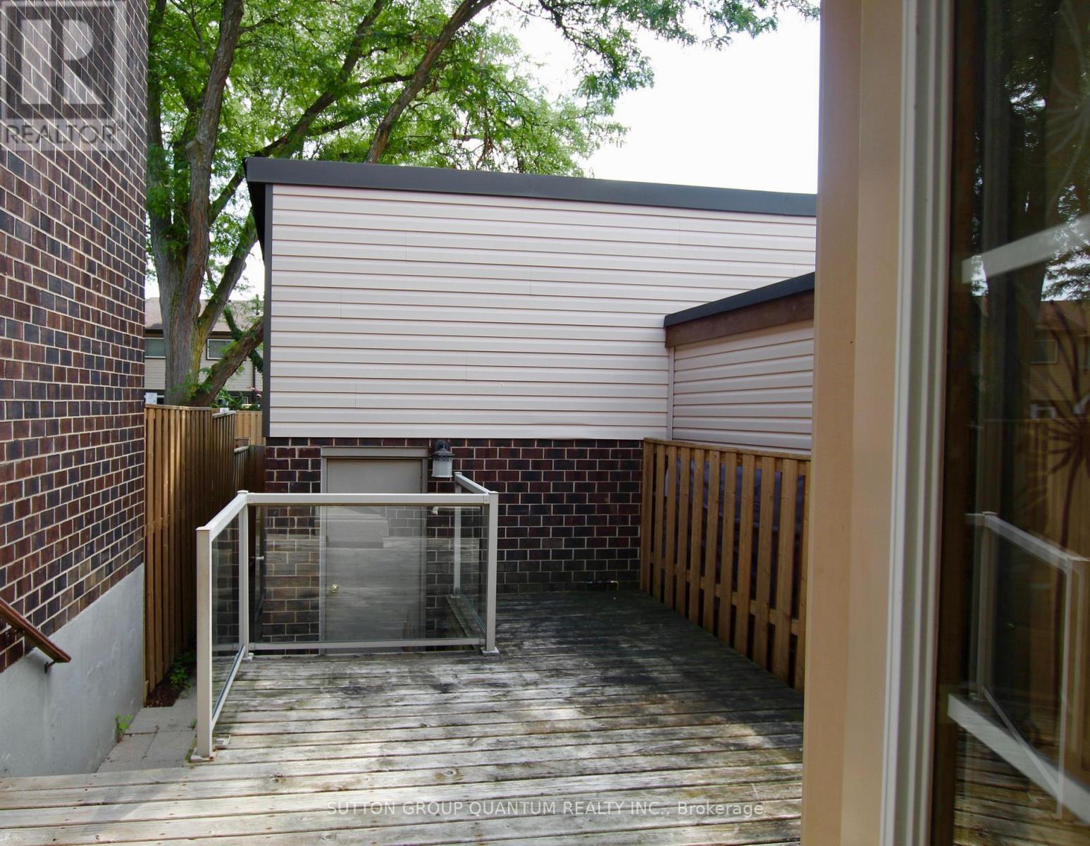 58 - 318 Laurier Avenue Property Photo 13