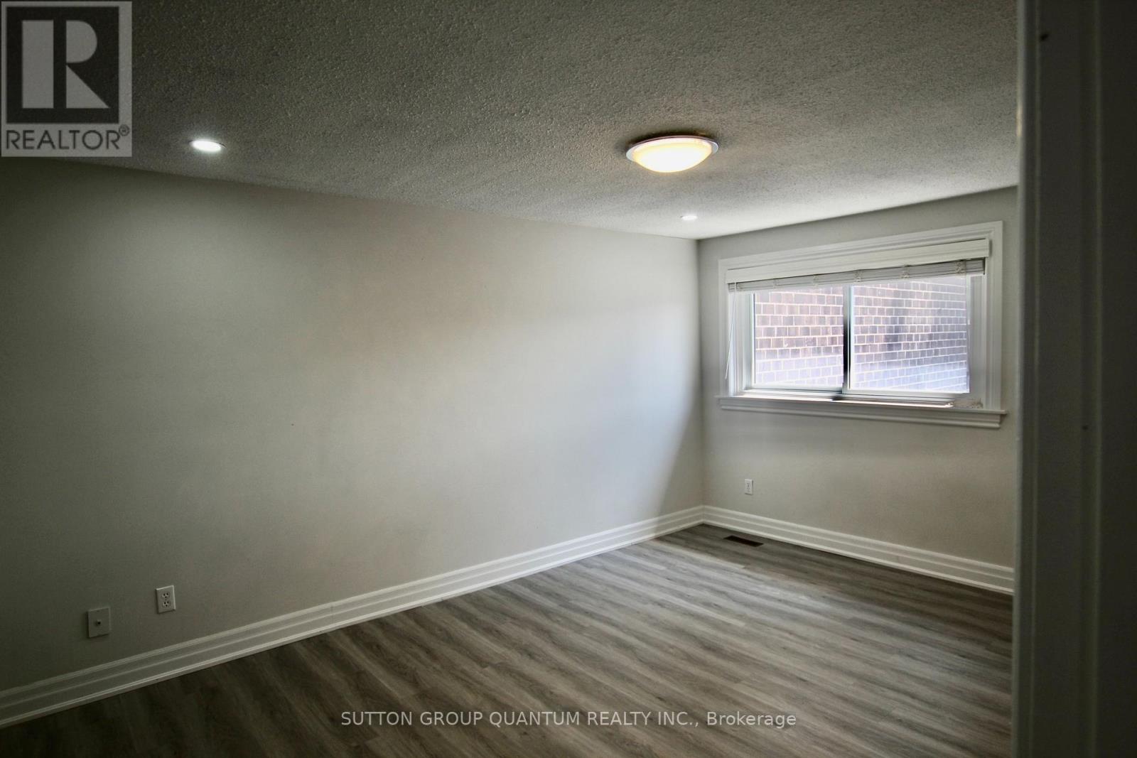 58 - 318 Laurier Avenue Property Photo 18