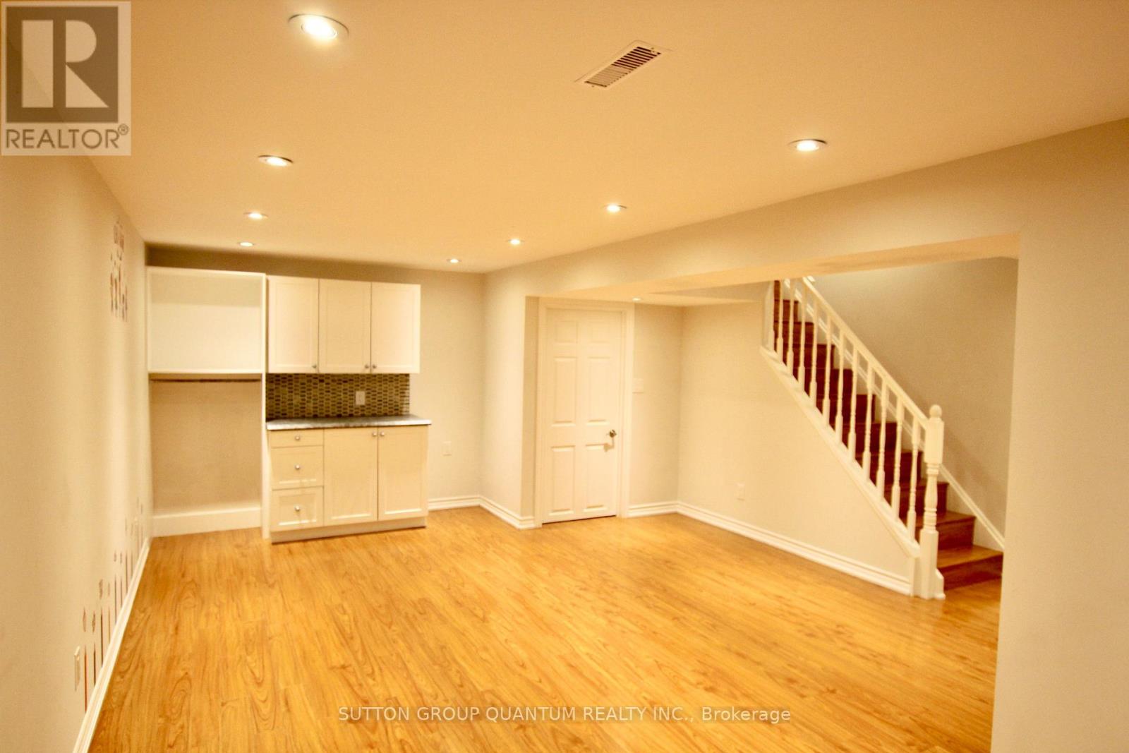 58 - 318 Laurier Avenue Property Photo 25