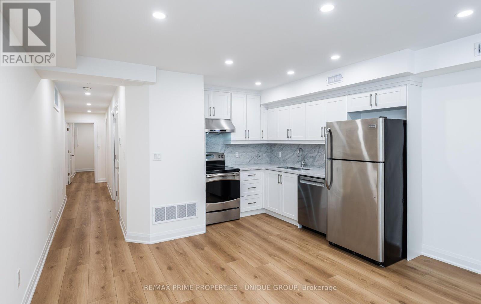 3 - 45 ASTORIA AVENUE Property Photo 1