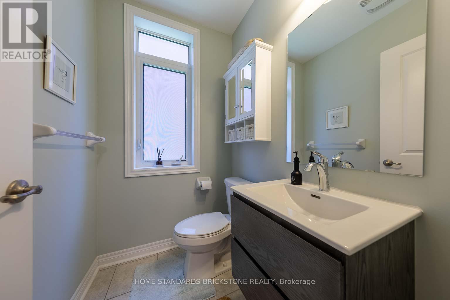 3058 Eberly Woods Drive Property Photo 7