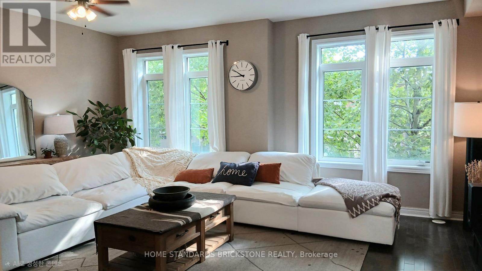 3058 Eberly Woods Drive Property Photo 13