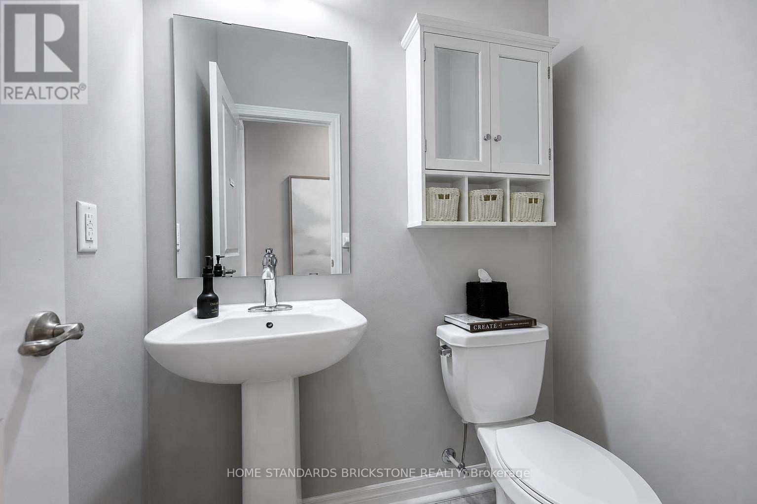 3058 Eberly Woods Drive Property Photo 15