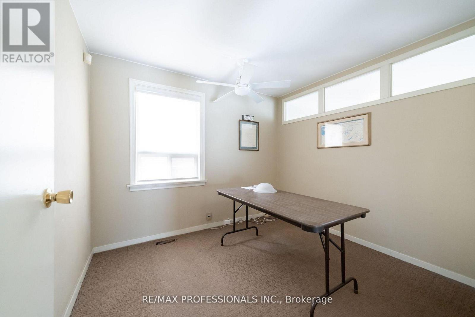586 Browns Line Property Photo 7