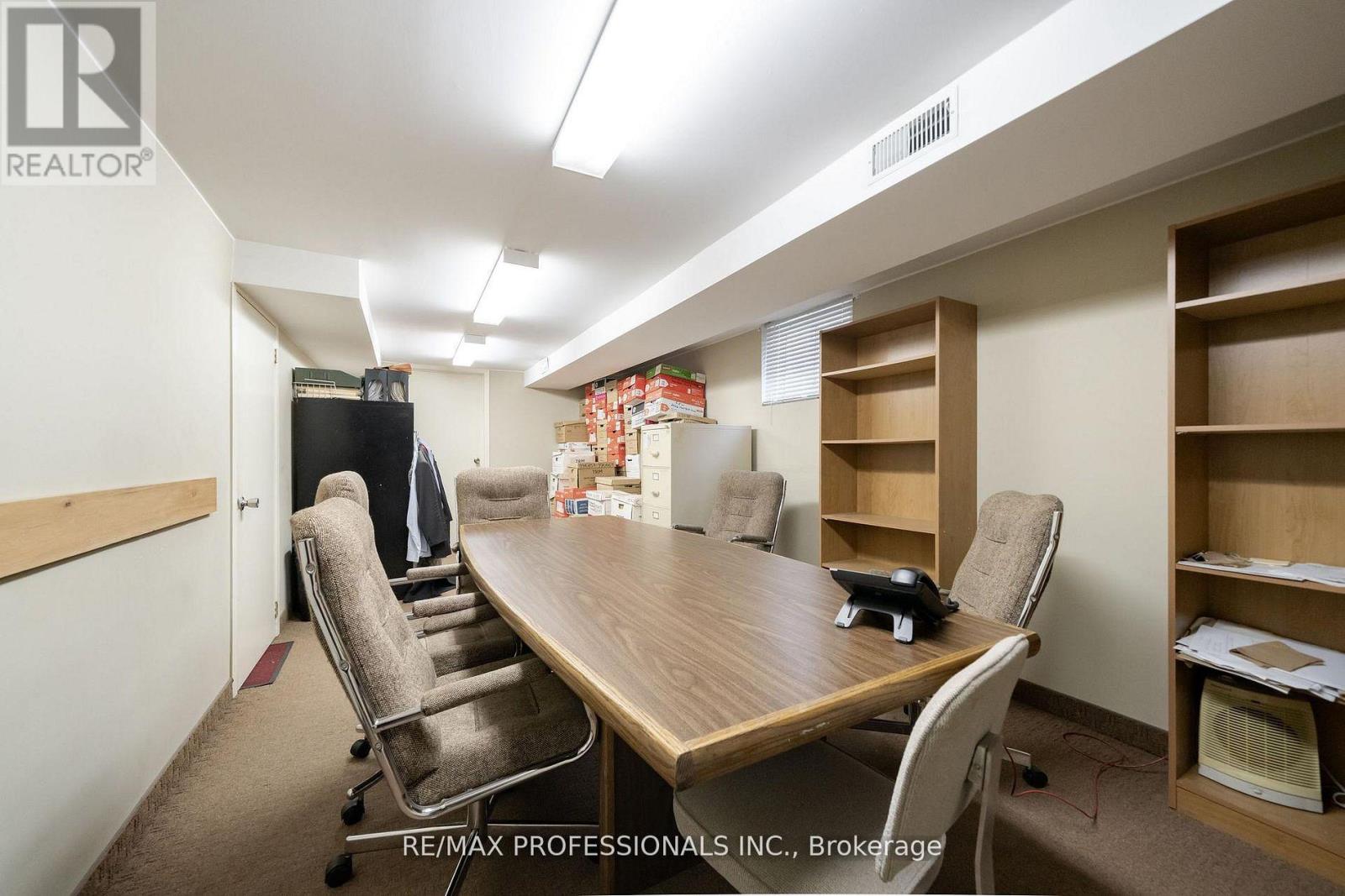 586 Browns Line Property Photo 23