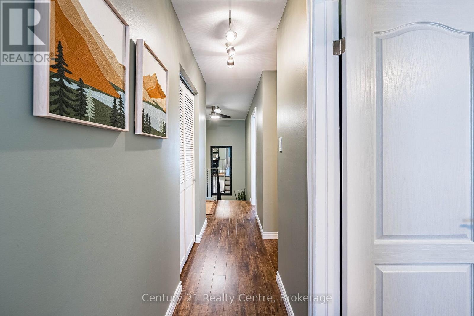 1537 Westminster Place Property Photo 27
