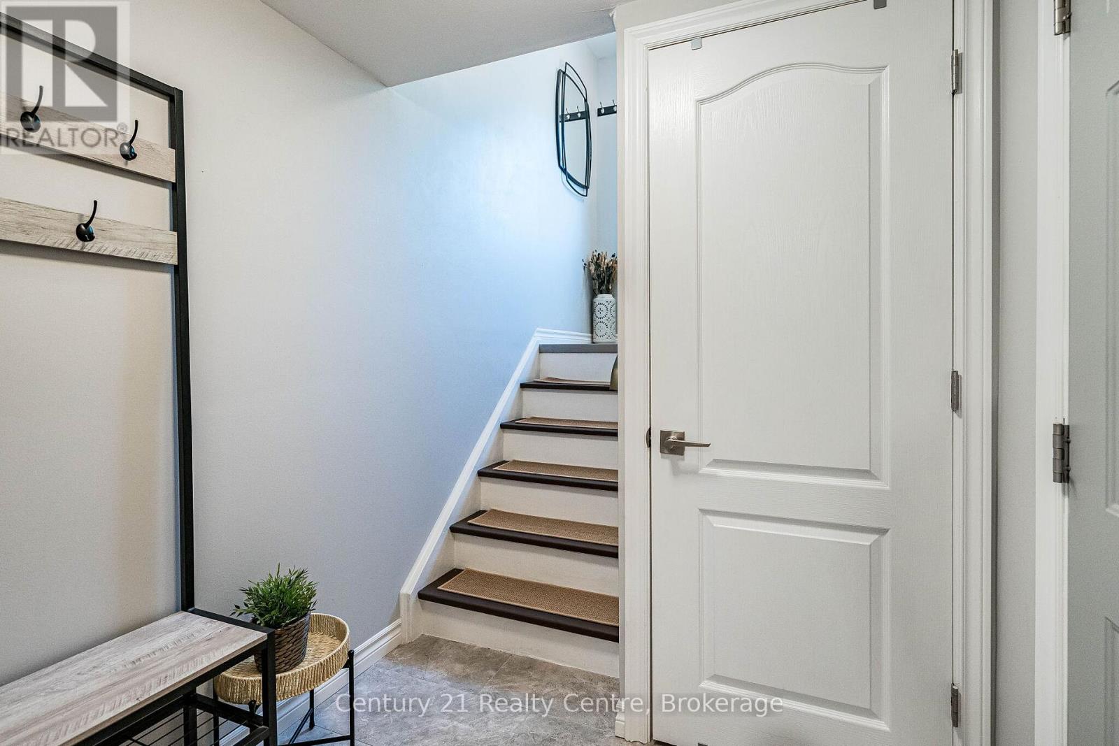 1537 Westminster Place Property Photo 35