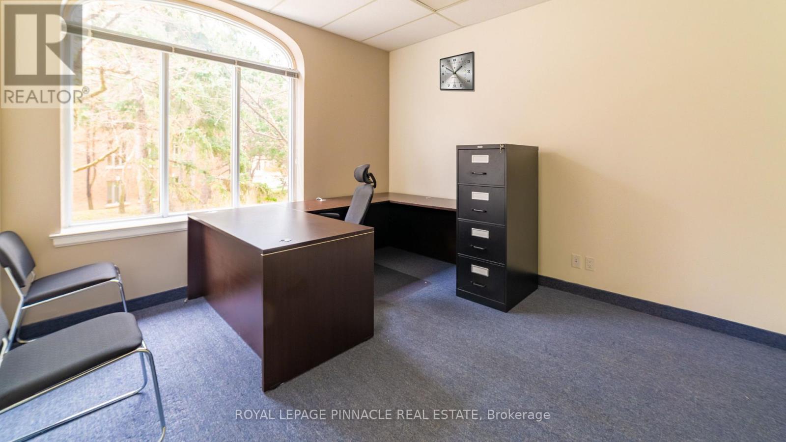 55-300 - 55 Village Centre Place Property Photo 8