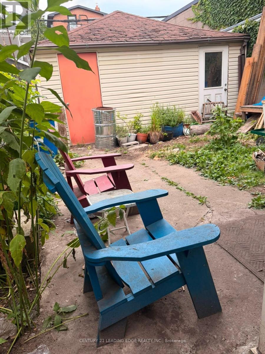 3128 Dundas Street W Property Photo 15