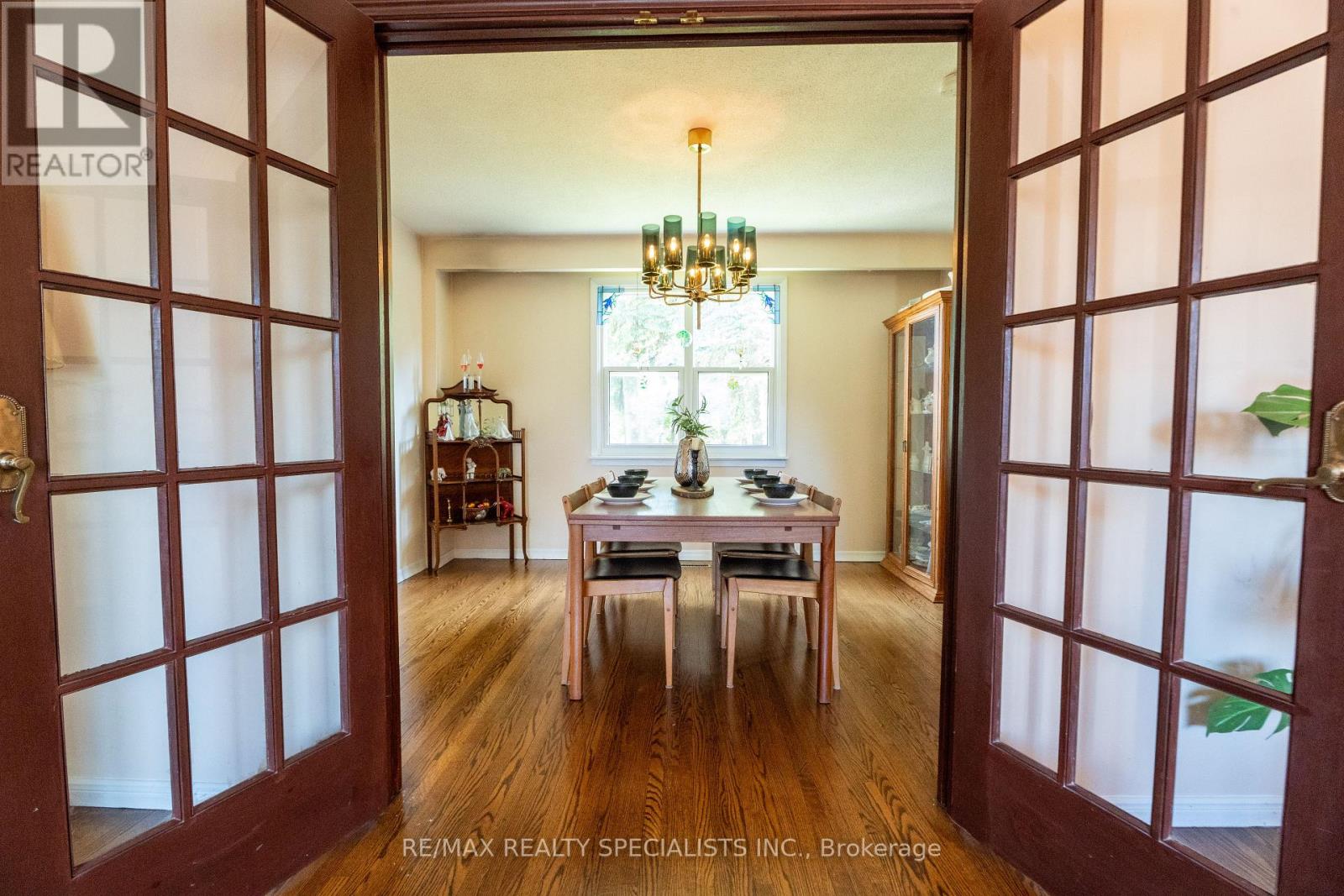 8 River View Drive Property Photo 10