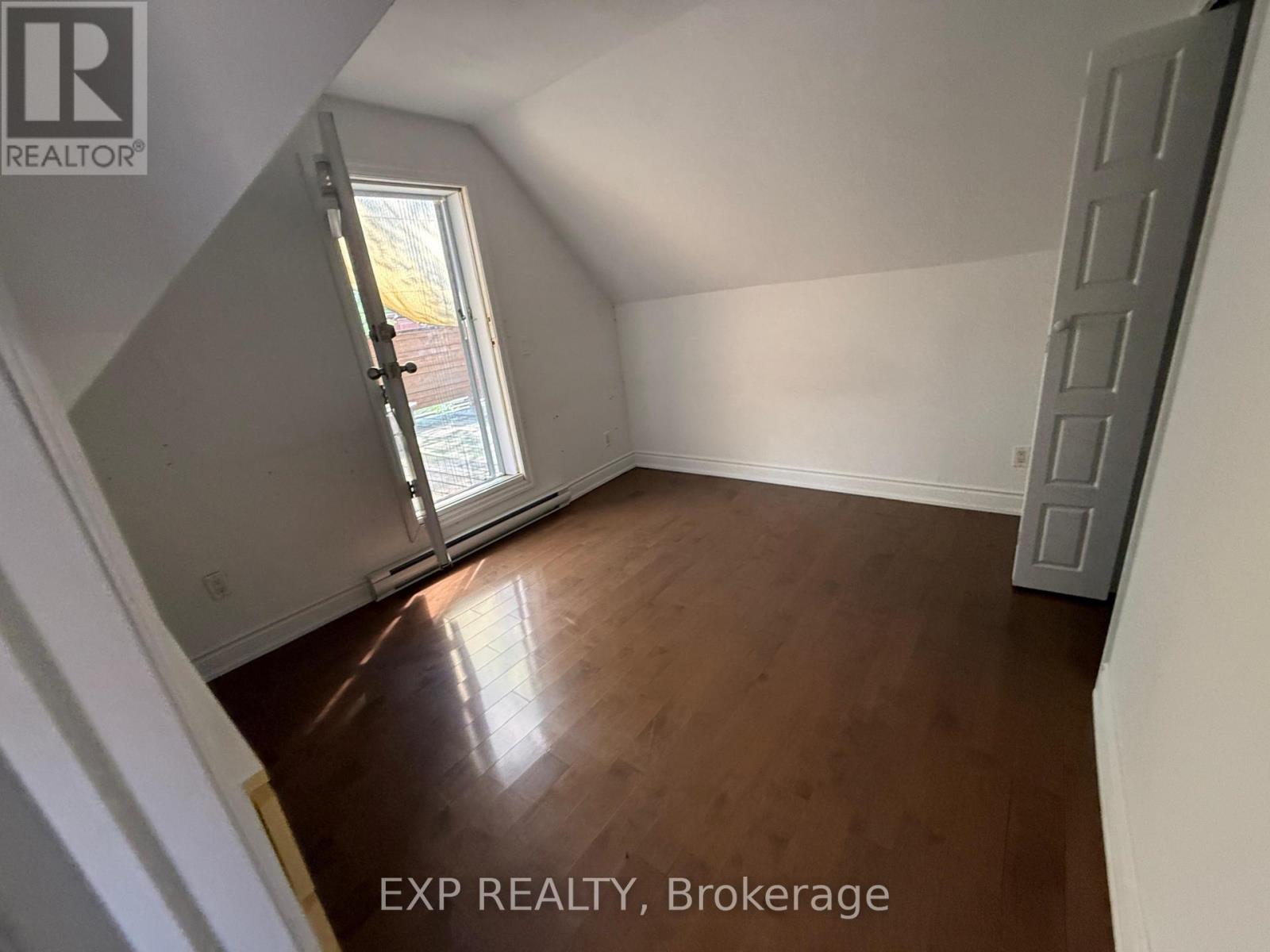 2f And 3f - 7 Lansdowne Avenue Property Photo 25