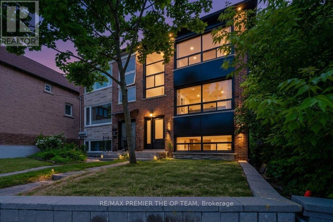 1 - 299 Quebec Avenue Property Photo 1