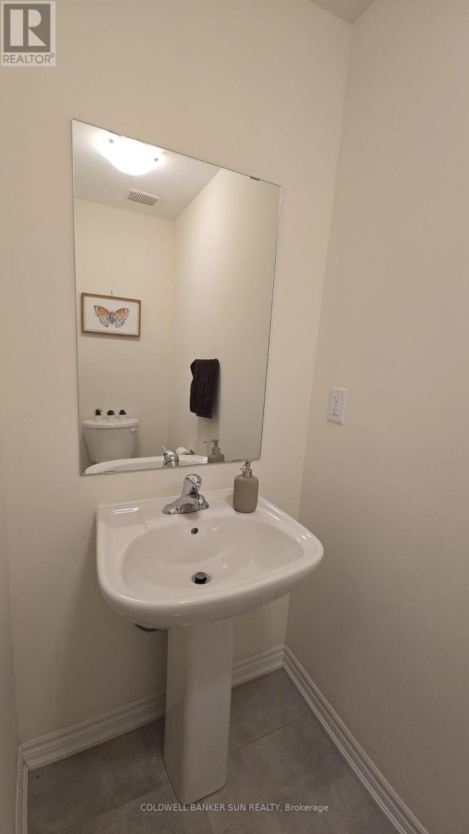 36 Bavenden Crescent Property Photo 10