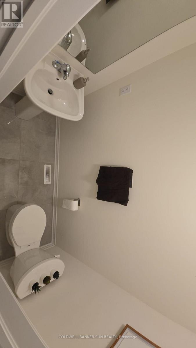 36 Bavenden Crescent Property Photo 14