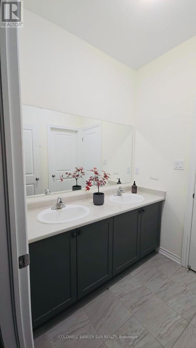 36 Bavenden Crescent Property Photo 35