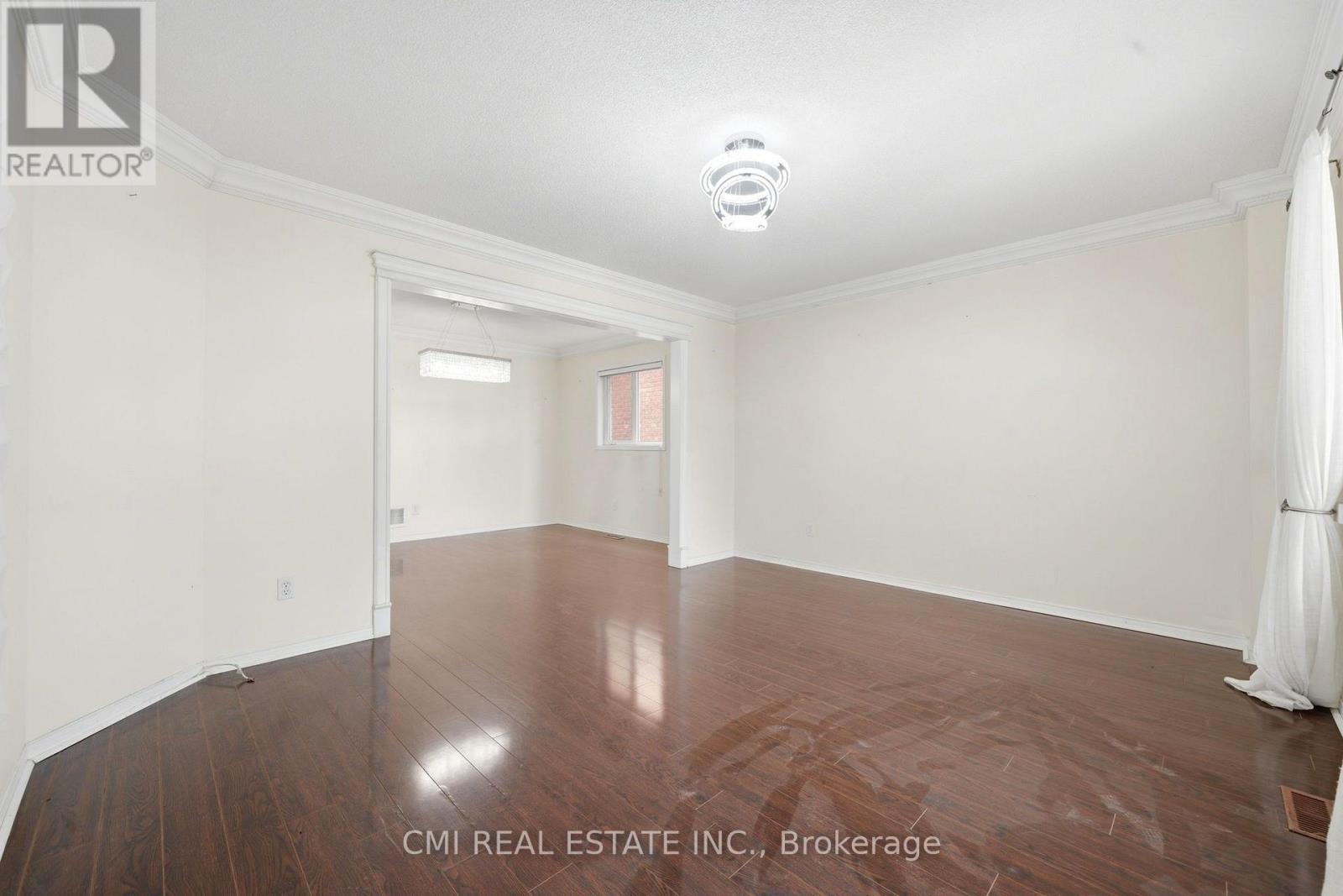366 Marshall Crescent Property Photo 9