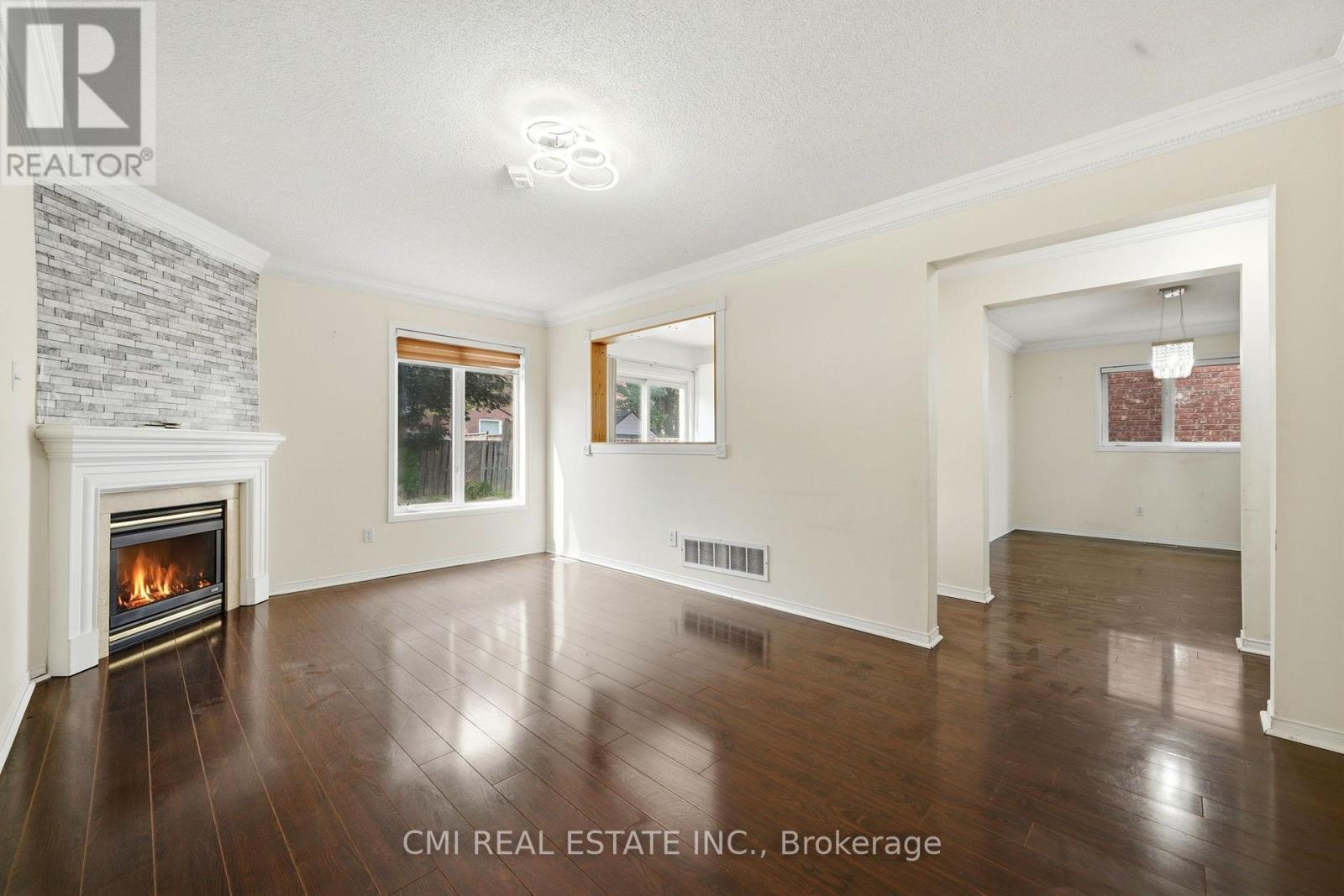 366 Marshall Crescent Property Photo 10