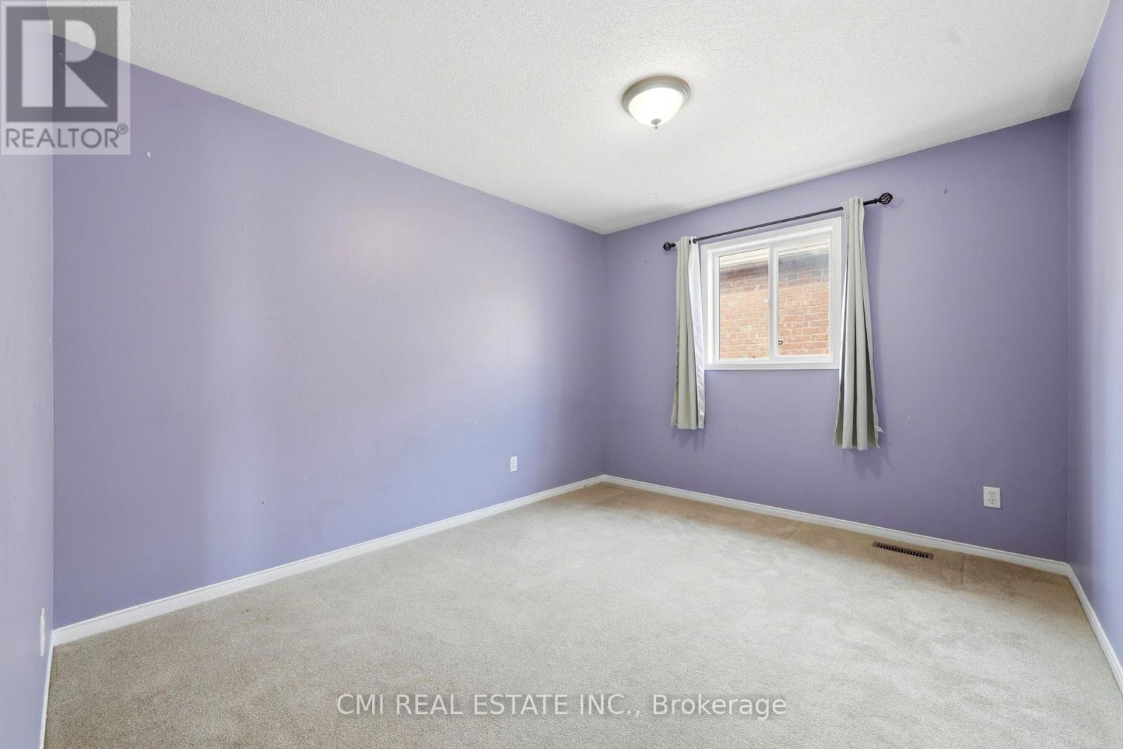 366 Marshall Crescent Property Photo 20