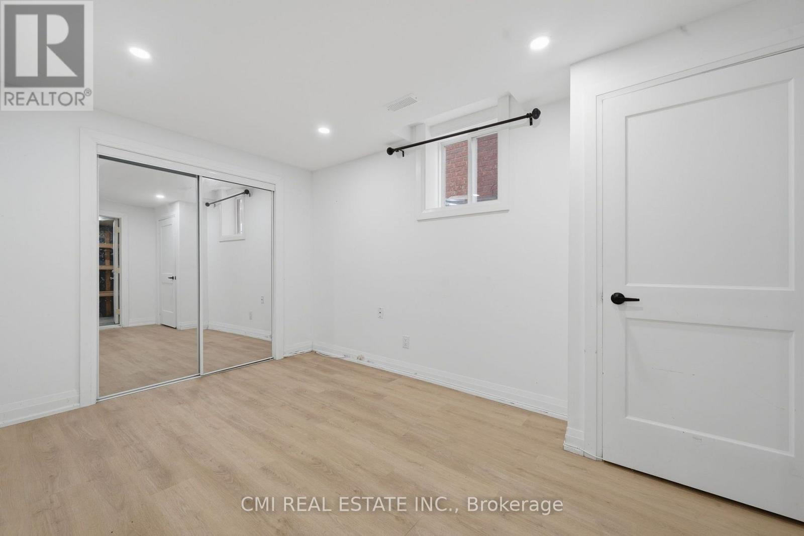 366 Marshall Crescent Property Photo 34