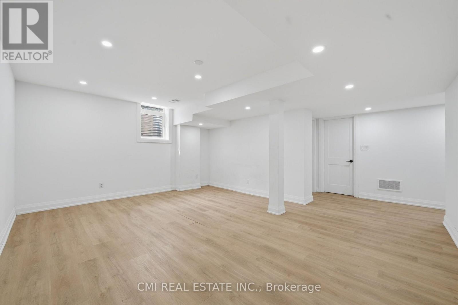 366 Marshall Crescent Property Photo 36