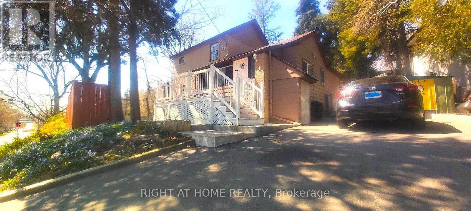 1 EDGEBROOK DRIVE
