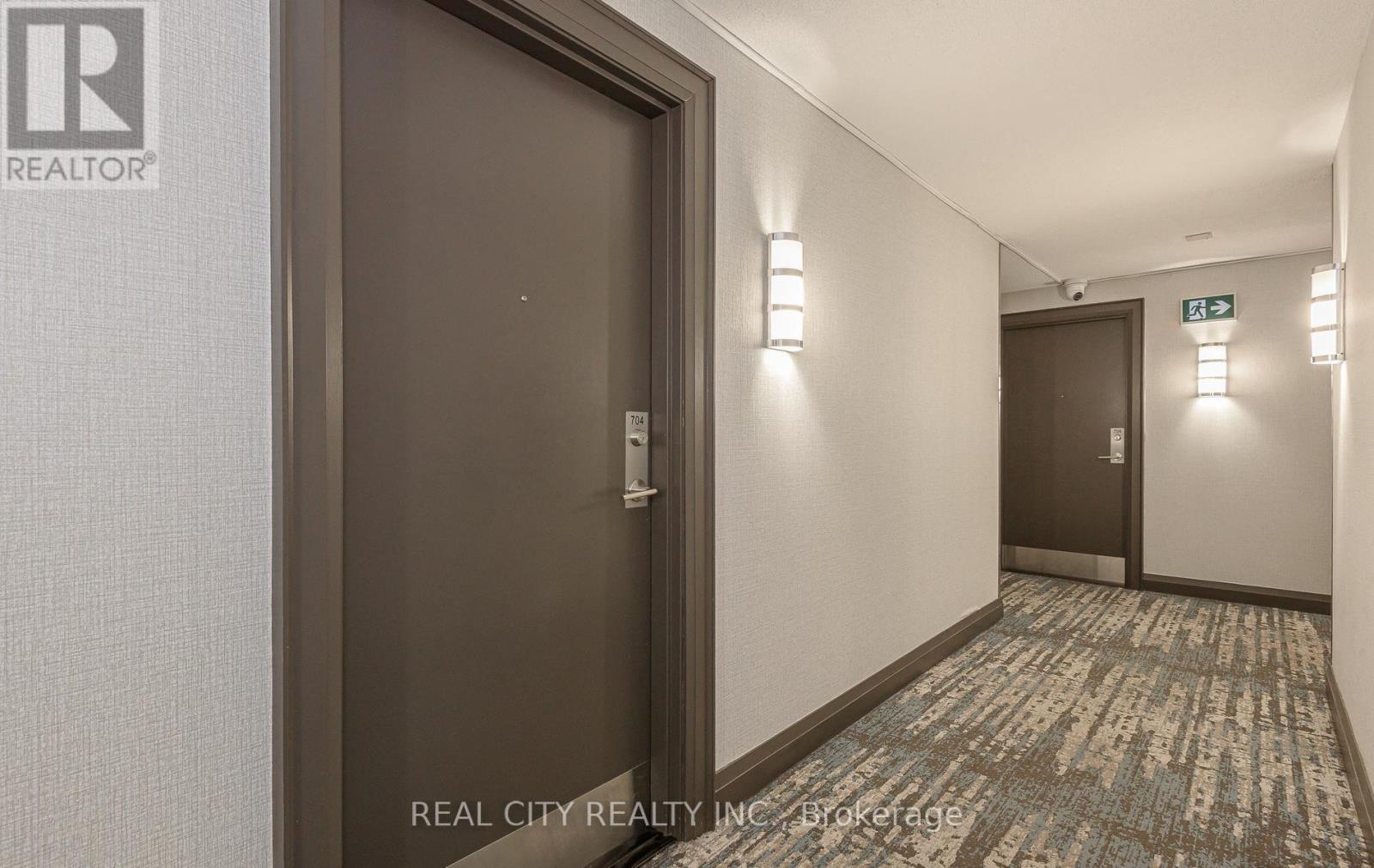 704 - 2325 Central Park Drive Property Photo 4