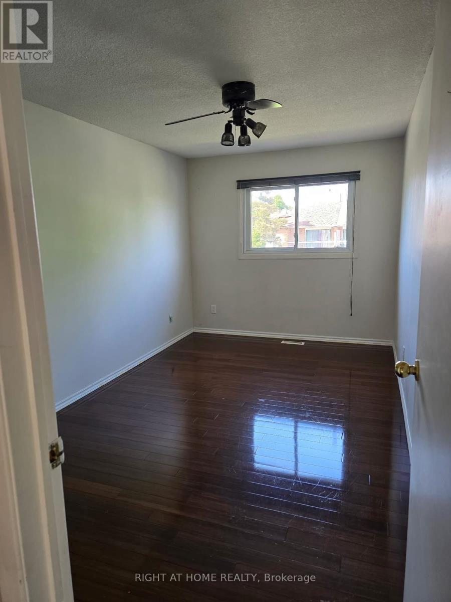 39 Hockley Path Property Photo 6