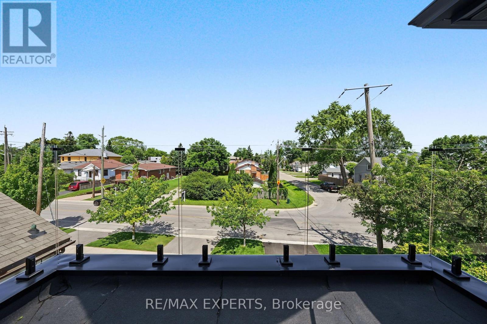 Main - 1062 Alexandra Avenue Property Photo 34