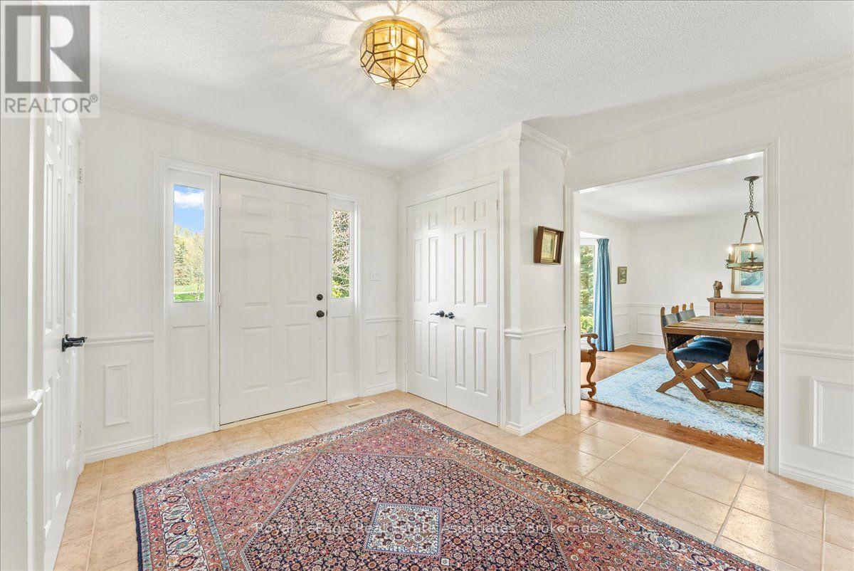 4 Wolf Crescent Property Photo 5