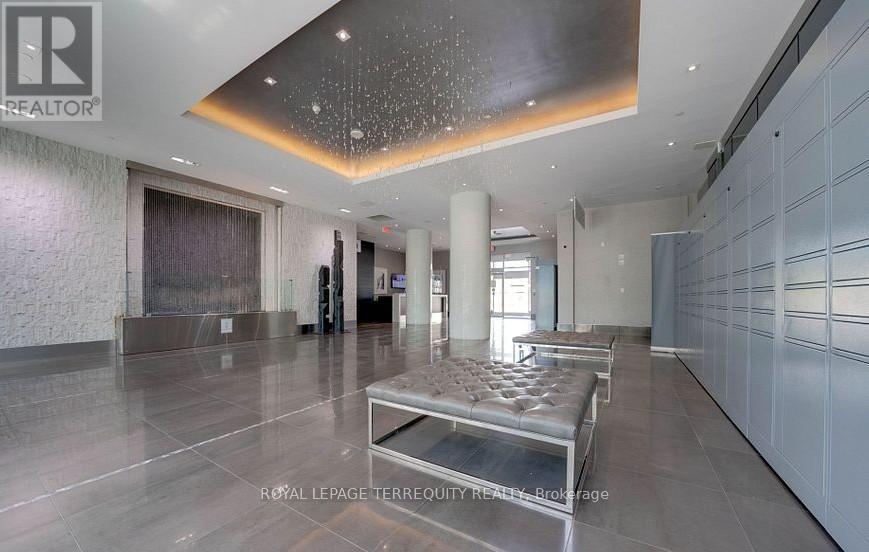 323 - 65 Speers Road Property Photo 32