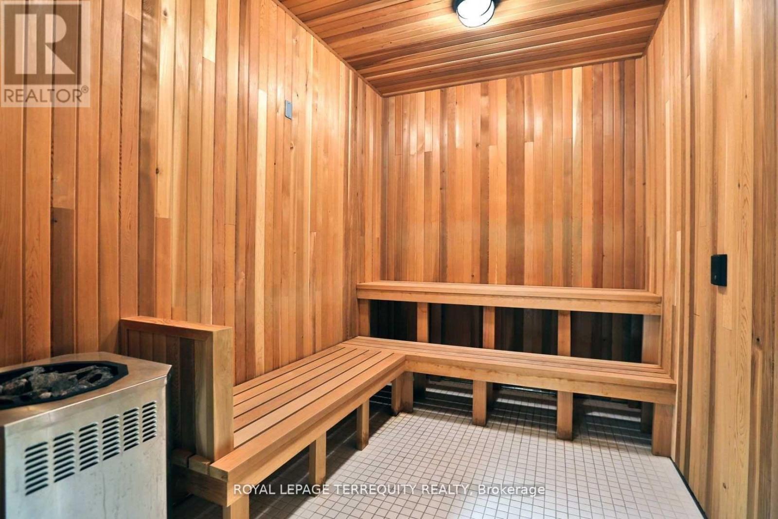 323 - 65 Speers Road Property Photo 45