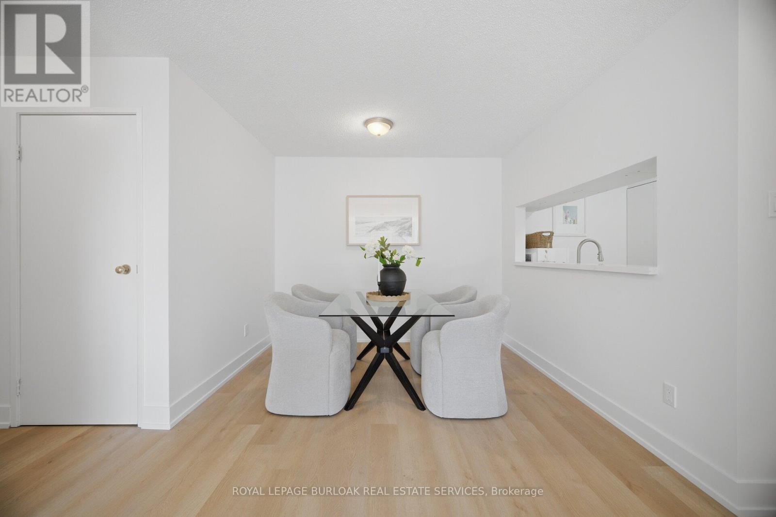 532 - 1450 Glen Abbey Gate Property Photo 10
