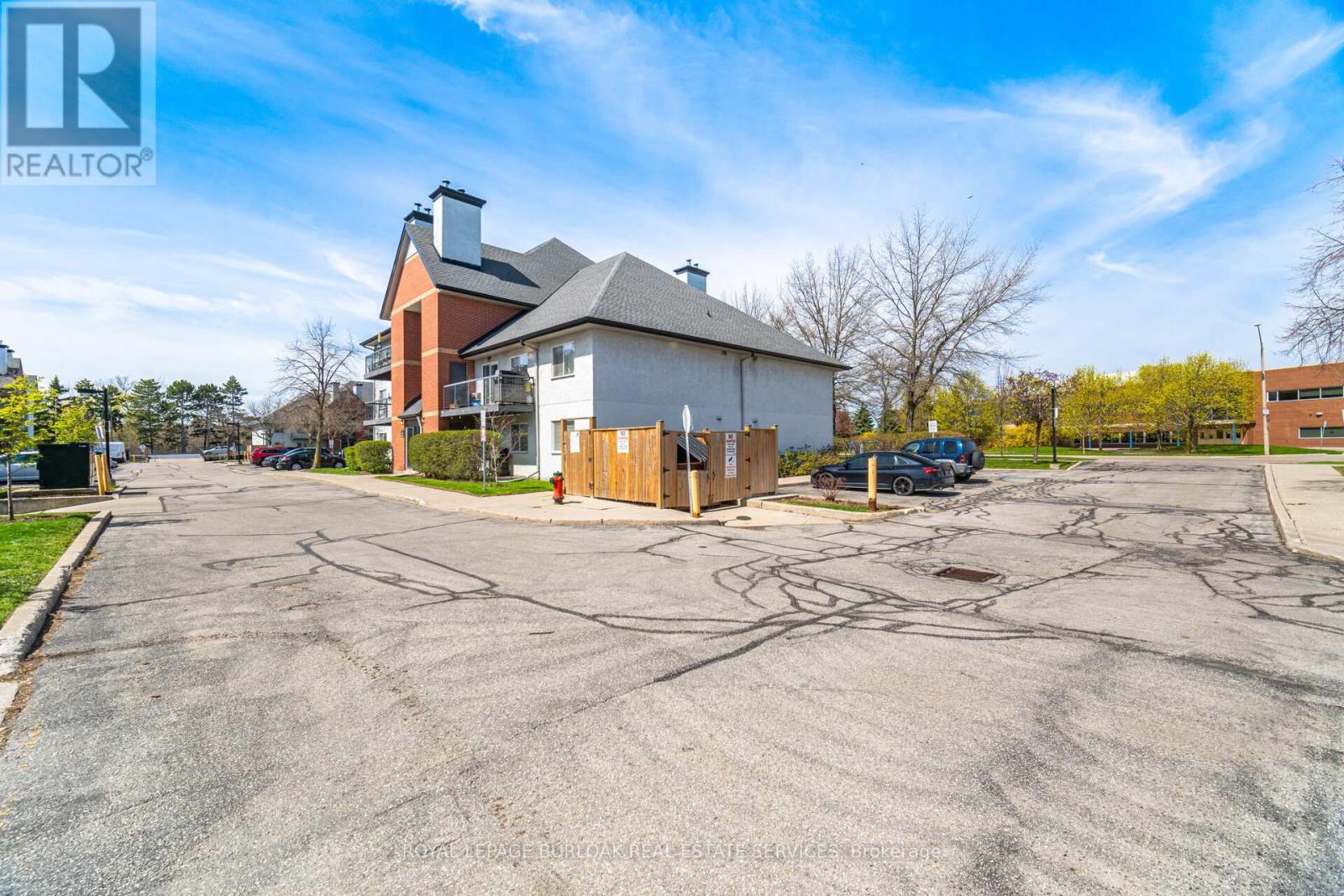 532 - 1450 Glen Abbey Gate Property Photo 41
