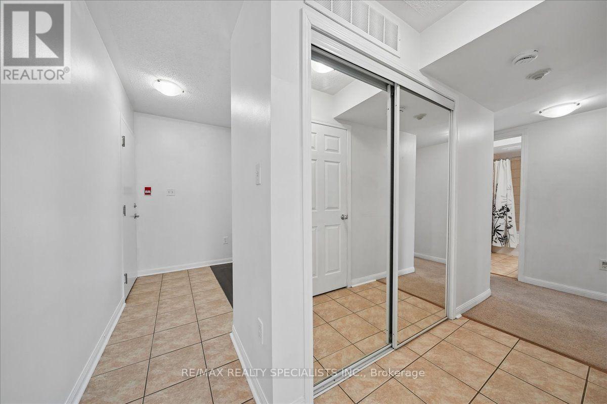 5 - 614 Shoreline Drive Property Photo 9
