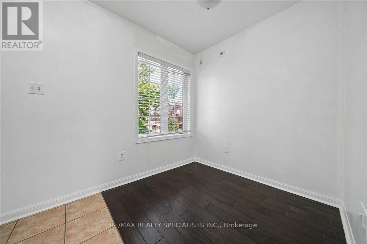 5 - 614 Shoreline Drive Property Photo 10