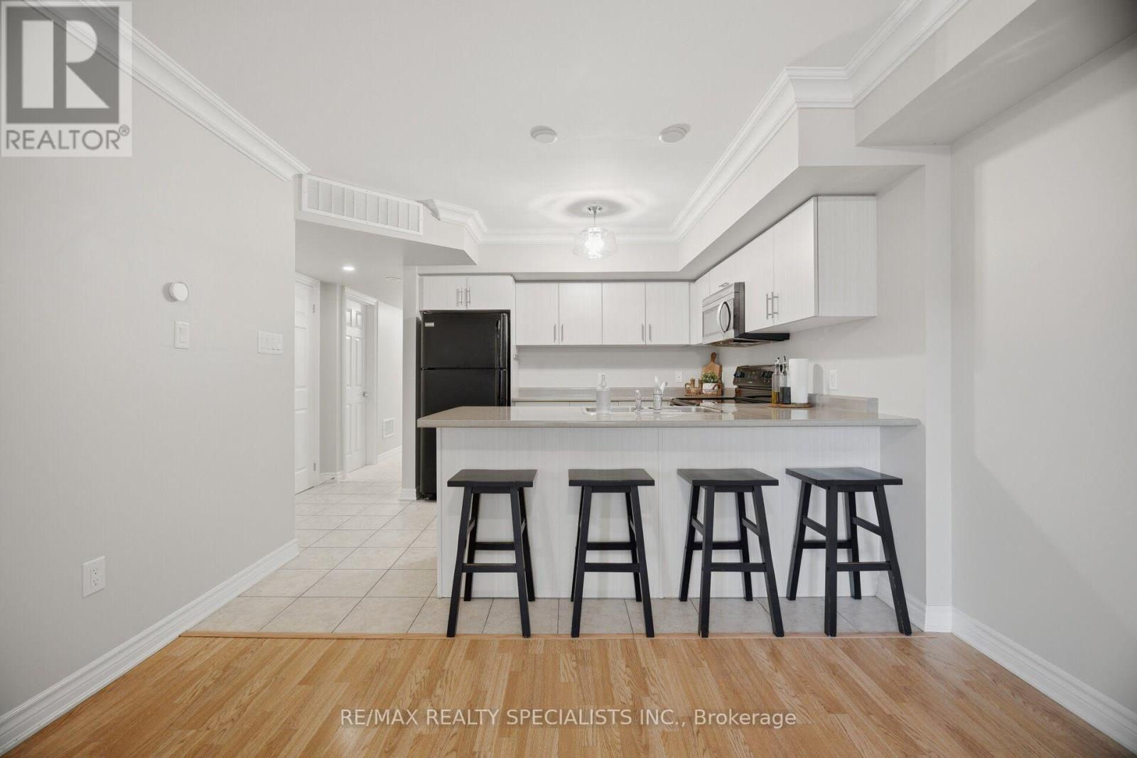 66 - 2441 Greenwich Drive Property Photo 15