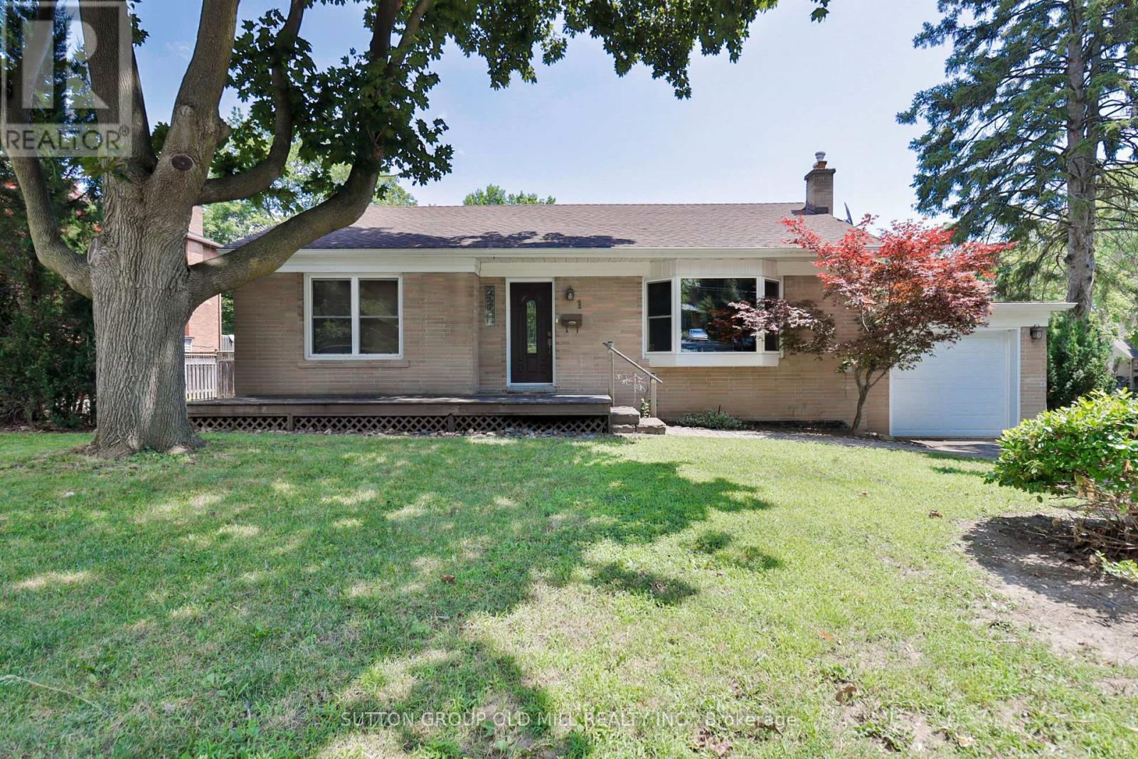 1 Penhale Drive Property Photo 1