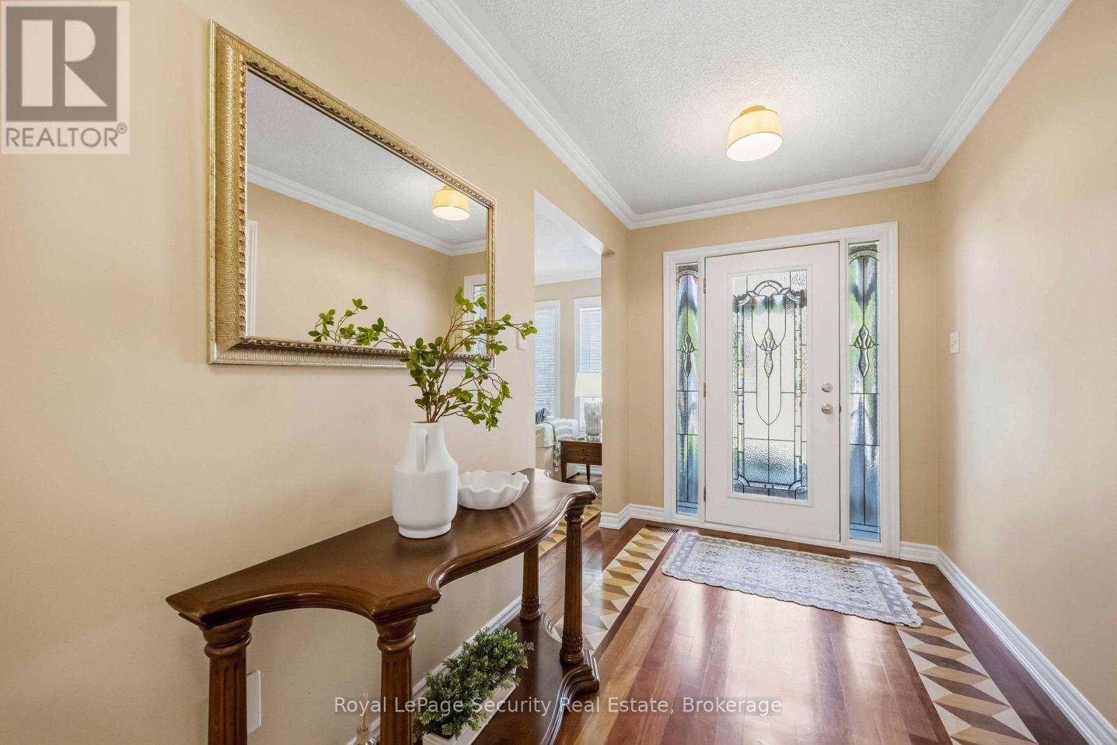 46 Birchway Place Property Photo 3