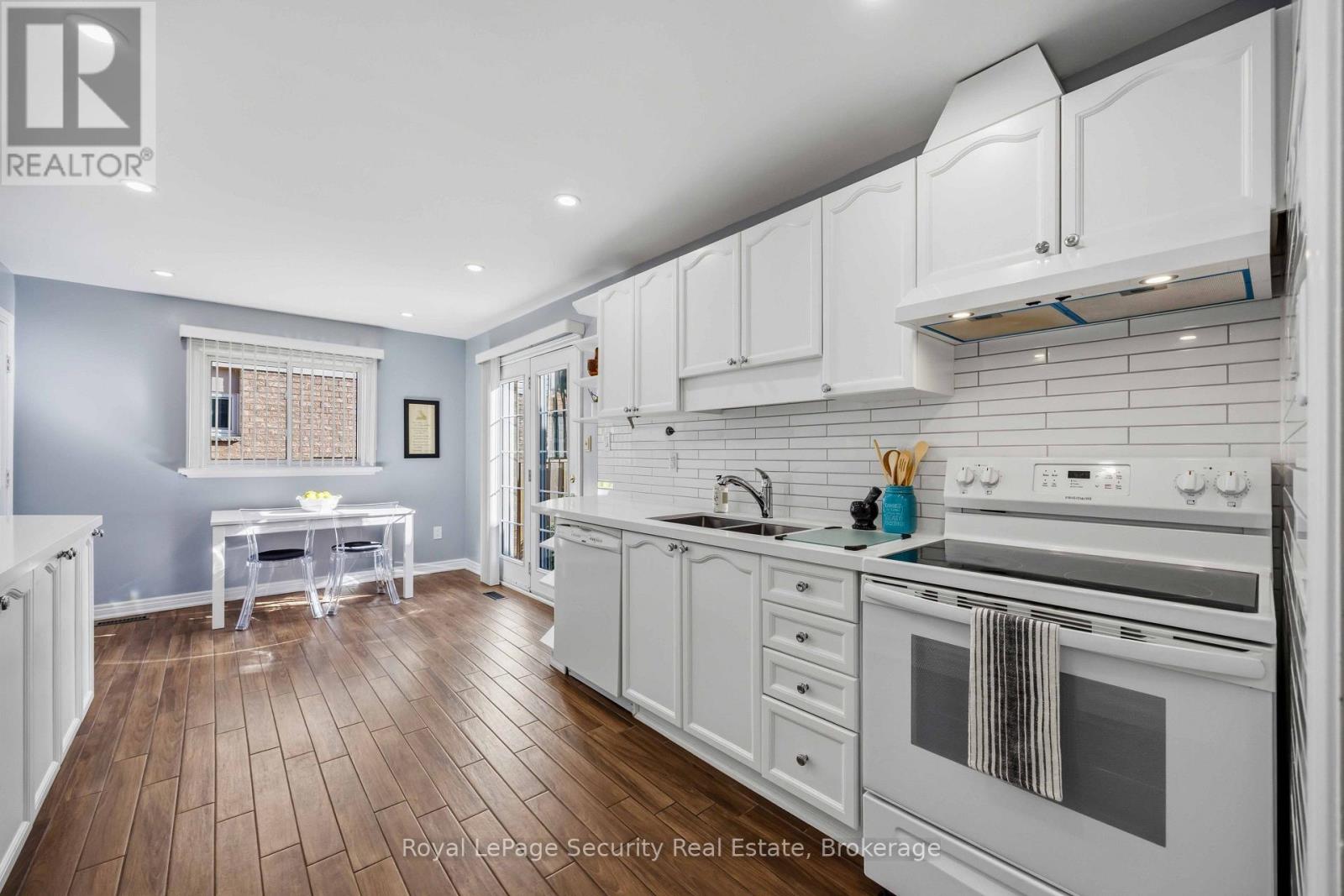 46 Birchway Place Property Photo 12