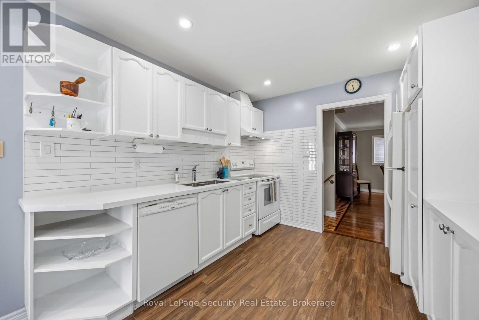 46 Birchway Place Property Photo 14