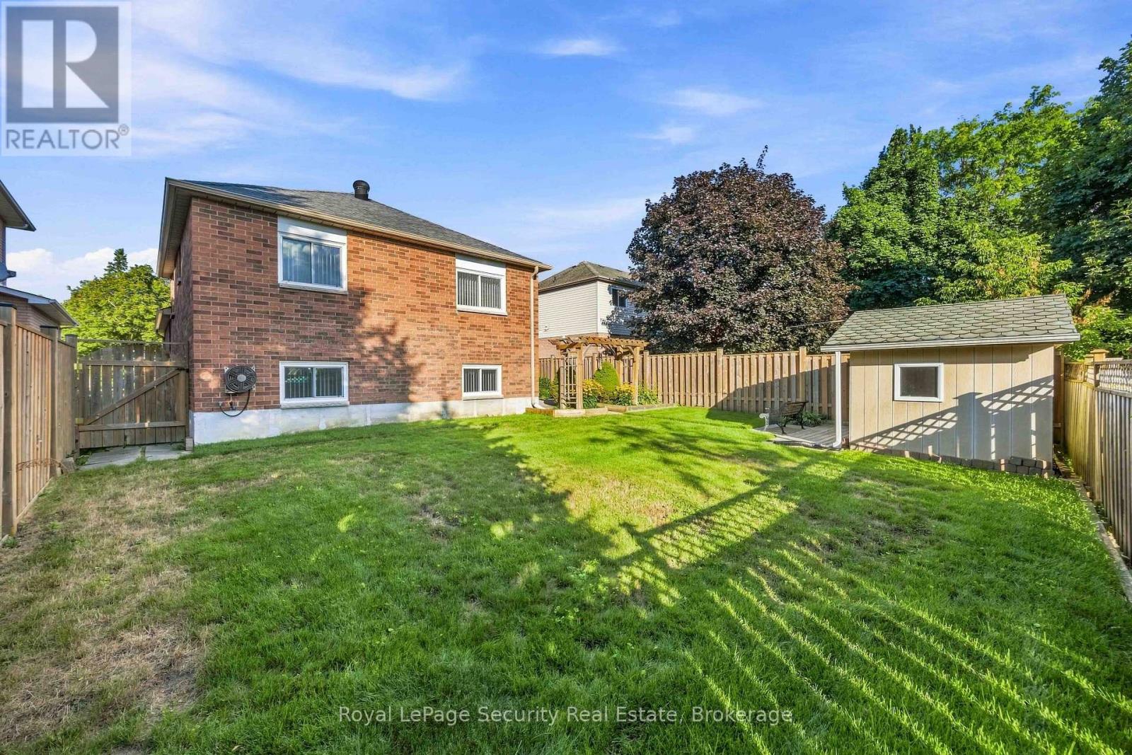 46 Birchway Place Property Photo 45